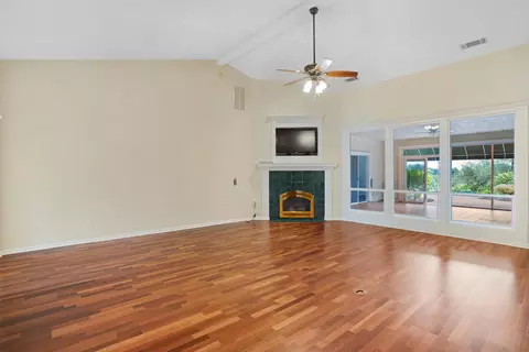 Living - 3025 Misty Glen Dr, Redding, CA 96001 photo 3 of 5