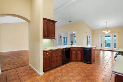 Kitchen - 3025 Misty Glen Dr, Redding, CA 96001 photo 4 of 4