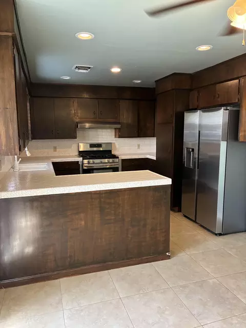 Kitchen - 2663 Irwin Rd, Redding, CA 96002 photo 1 of 1