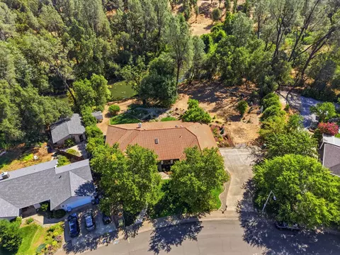 View/Area - 1533 Arroyo Manor Dr, Redding, CA 96003 photo 4 of 4
