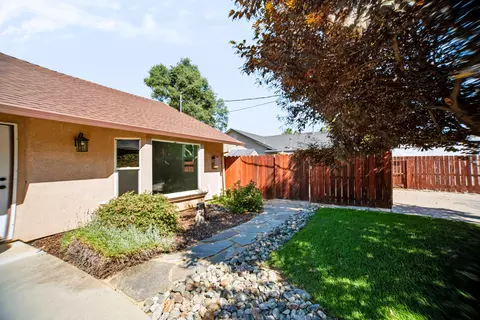 Exterior - 1157 Harpole Rd, Redding, CA 96002 photo 10 of 11