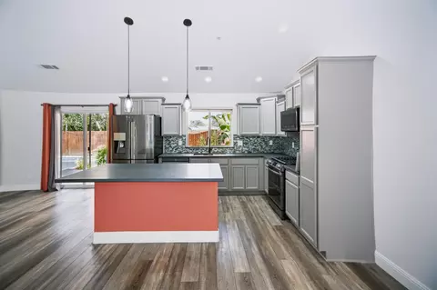 Kitchen - 1157 Harpole Rd, Redding, CA 96002 photo 1 of 6
