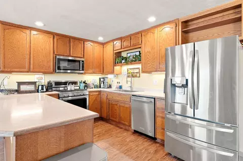 Kitchen - 28612 Alpine Way, Shingletown, CA 96088 photo 1 of 2