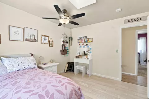 Bedroom - 28612 Alpine Way, Shingletown, CA 96088 photo 4 of 6