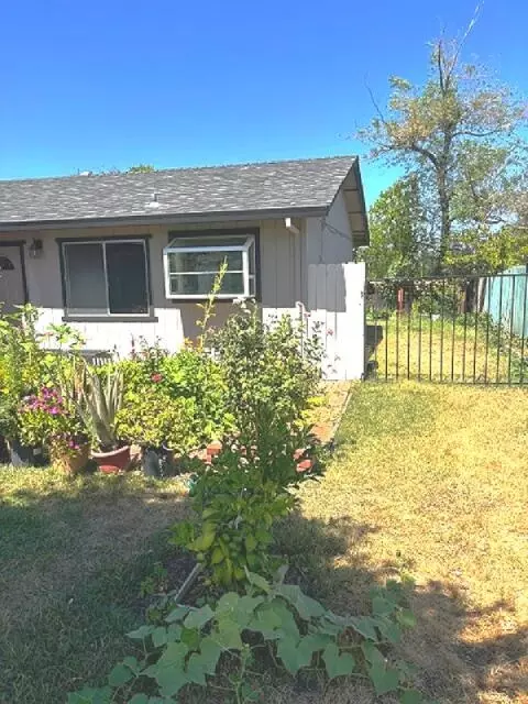 1392 Whistling Dr, Redding, CA 96003 photo 3