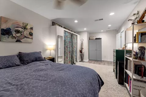 Bedroom - 1394 Mistletoe Ln, Redding, CA 96002 photo 3 of 3