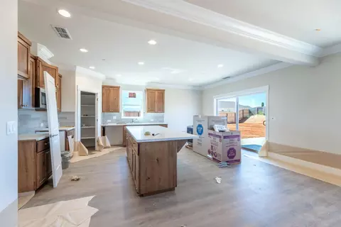 2508 Lawn Ln, Redding, CA 96002 photo 6