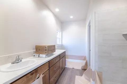 2508 Lawn Ln, Redding, CA 96002 photo 12