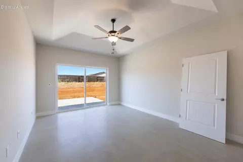 2508 Lawn Ln, Redding, CA 96002 photo 9