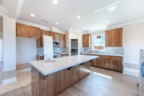 2508 Lawn Ln, Redding, CA 96002 photo 8