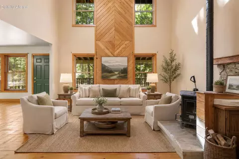 Living - 34540 Twin Cedars Rd, Shingletown, CA 96088 photo 3 of 5