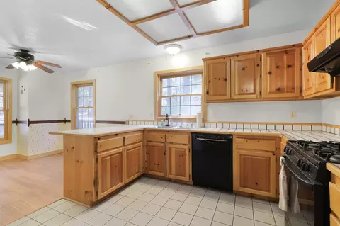 Kitchen - 34540 Twin Cedars Rd, Shingletown, CA 96088 photo 3 of 4