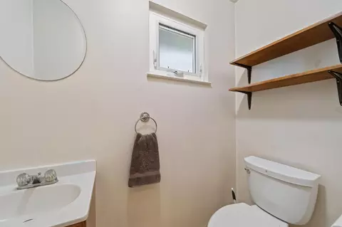Bath - 7150 Deschutes Rd, Anderson, CA 96007 photo 1 of 3