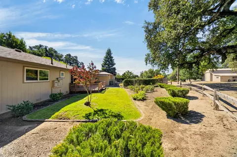 Exterior - 7150 Deschutes Rd, Anderson, CA 96007 photo 11 of 17