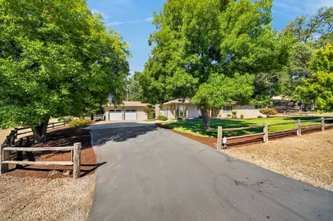 Exterior - 7150 Deschutes Rd, Anderson, CA 96007 photo 4 of 17