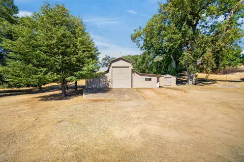 Exterior - 7150 Deschutes Rd, Anderson, CA 96007 photo 14 of 17