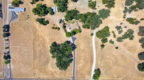 View/Area - 7150 Deschutes Rd, Anderson, CA 96007 photo 2 of 5