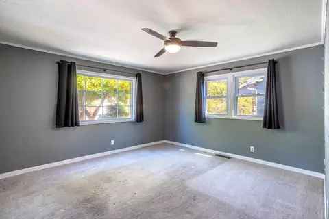 Bedroom - 2304 California St, Redding, CA 96001 photo 2 of 7