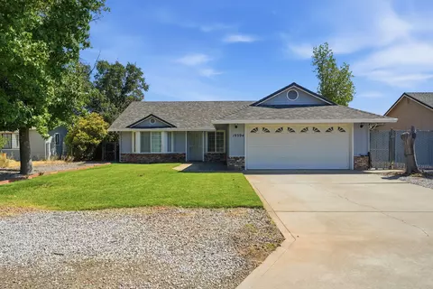 19594 Feather Falls Pl, Cottonwood, CA 96022