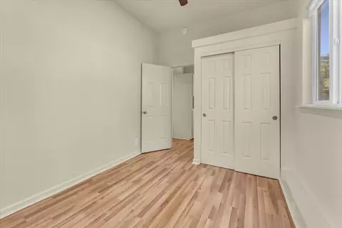 Bedroom - 1664 Olive Ave, Redding, CA 96001 photo 3 of 3