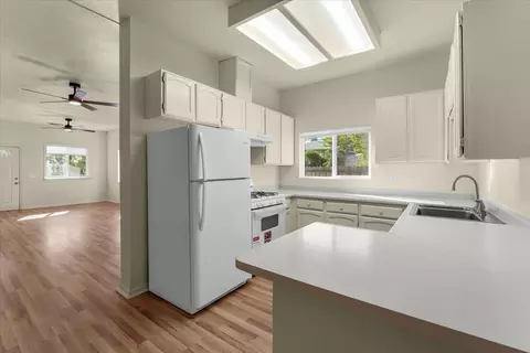Kitchen - 1664 Olive Ave, Redding, CA 96001 photo 2 of 2