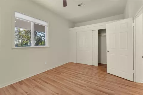 Bedroom - 1664 Olive Ave, Redding, CA 96001 photo 1 of 3