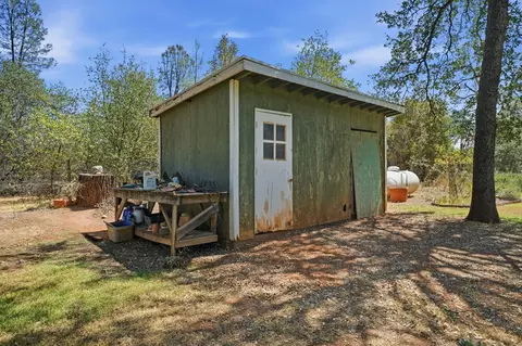 Exterior - 17536 Treat Ave, Anderson, CA 96007 photo 12 of 20