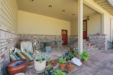 Exterior - 17536 Treat Ave, Anderson, CA 96007 photo 10 of 20