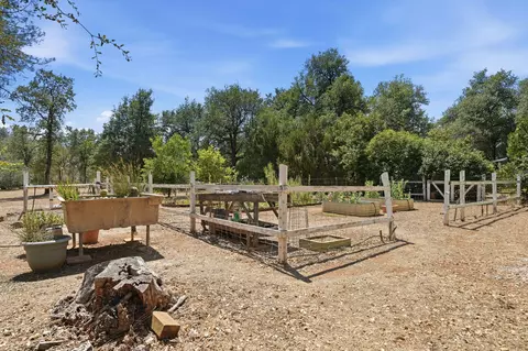 Exterior - 17536 Treat Ave, Anderson, CA 96007 photo 19 of 20