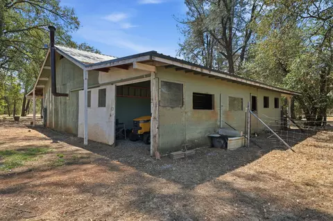Exterior - 17536 Treat Ave, Anderson, CA 96007 photo 16 of 20