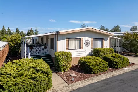 409 Balsawood Dr, Redding, CA 96003