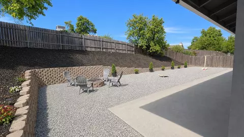 Exterior - 1428 Wingsetter Way, Redding, CA 96003 photo 10 of 18