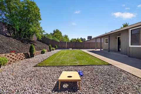 Exterior - 1428 Wingsetter Way, Redding, CA 96003 photo 2 of 18