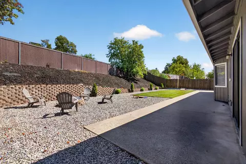 Exterior - 1428 Wingsetter Way, Redding, CA 96003 photo 18 of 18