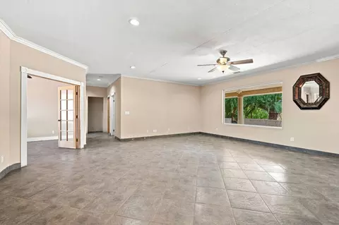 Living - 11574 Quartz Hill Rd, Redding, CA 96003 photo 4 of 7