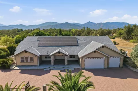 Exterior - 11574 Quartz Hill Rd, Redding, CA 96003 photo 6 of 6