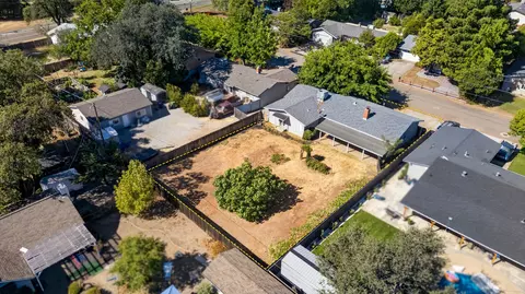 View/Area - 1943 Lindeena Ln, Redding, CA 96002 photo 1 of 1