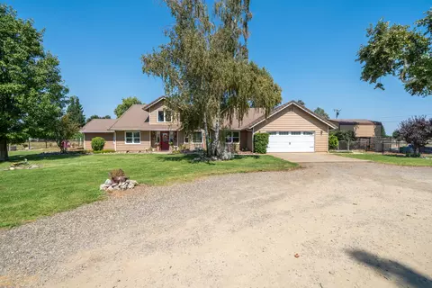 Exterior - 22058 Lone Tree Rd, Anderson, CA 96007 photo 3 of 40