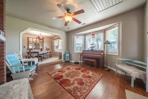 Living - 22058 Lone Tree Rd, Anderson, CA 96007 photo 1 of 4