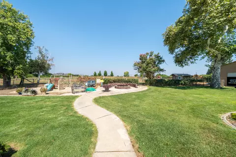 Exterior - 22058 Lone Tree Rd, Anderson, CA 96007 photo 15 of 40