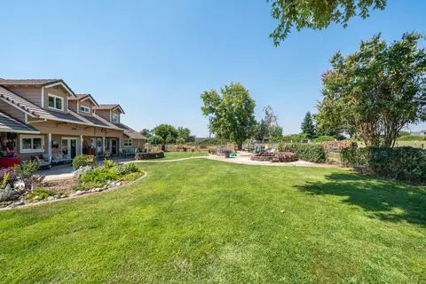 Exterior - 22058 Lone Tree Rd, Anderson, CA 96007 photo 18 of 40