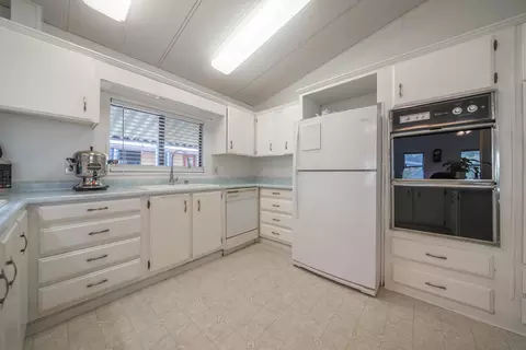 852 Mountain Shadows Blvd, Redding, CA 96003 photo 22