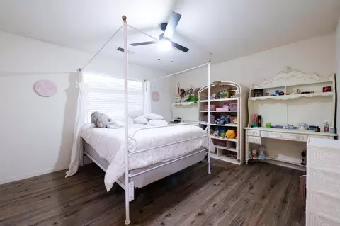 Bedroom - 6274 County Road 39, Willows, CA 95988 photo 1 of 1