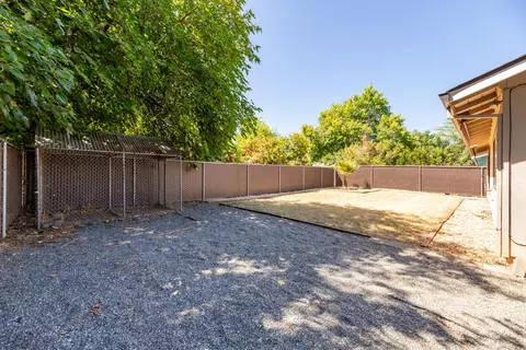 Exterior - 3838 Pegasus St, Redding, CA 96002 photo 7 of 8