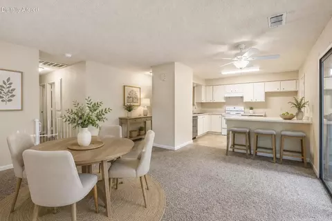 Dining - 3838 Pegasus St, Redding, CA 96002 photo 1 of 1
