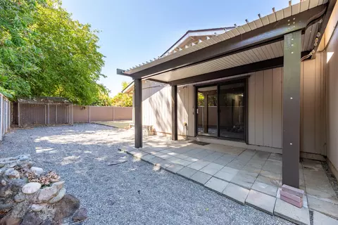 Exterior - 3838 Pegasus St, Redding, CA 96002 photo 5 of 8