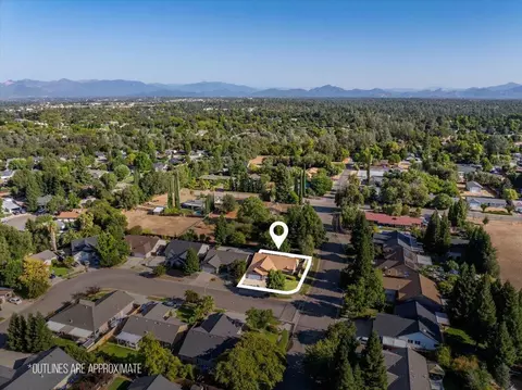 View/Area - 2094 Button Pl, Redding, CA 96002 photo 7 of 7