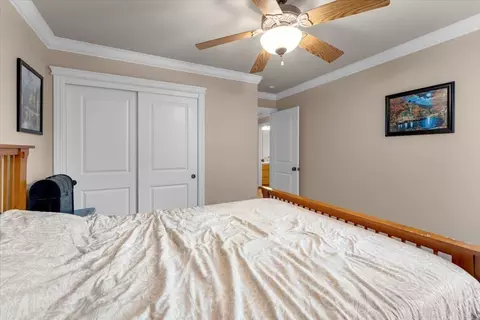 Bedroom - 2094 Button Pl, Redding, CA 96002 photo 6 of 6