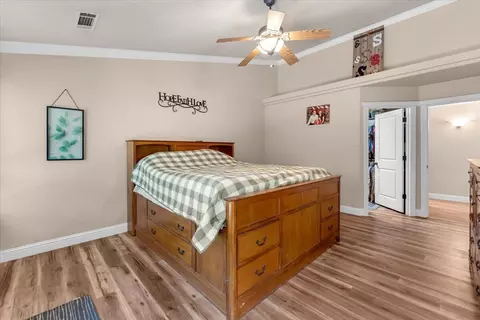 Bedroom - 2094 Button Pl, Redding, CA 96002 photo 2 of 6