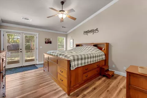 Bedroom - 2094 Button Pl, Redding, CA 96002 photo 1 of 6